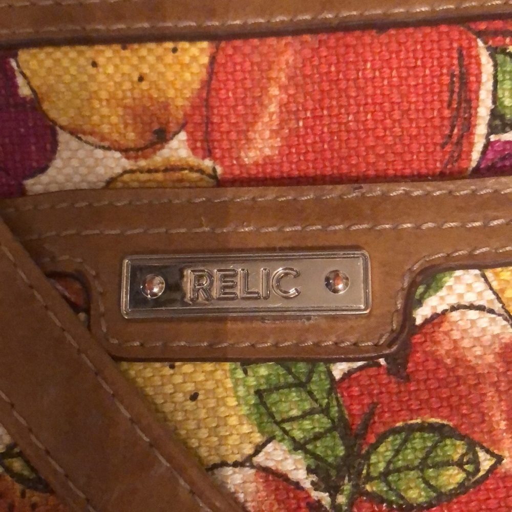 Relic - Picture 3 of 8
